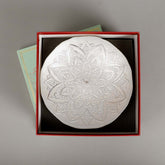 Alyona Shallow Serving Bowl With Stand Gift Set